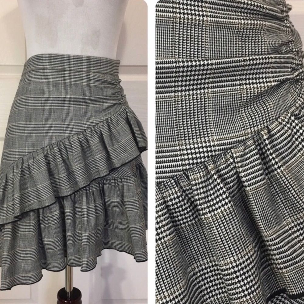 Club Monaco ruffle skirt!